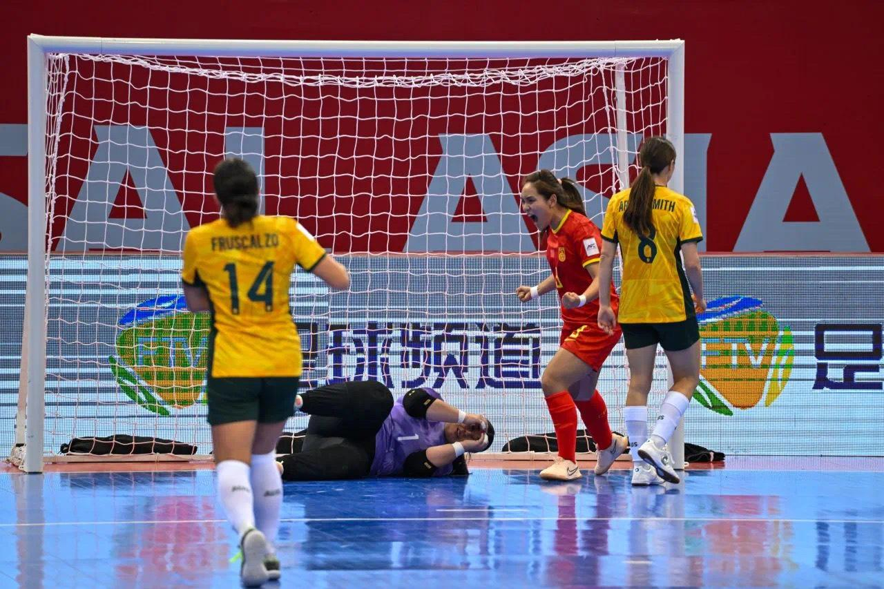 中国女足迎战亚洲强队，备战决赛阶段