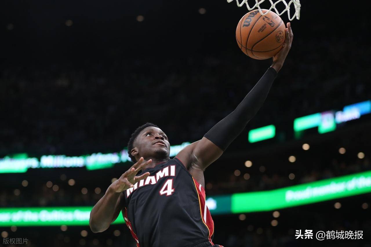 步行者击败骑士，欧拉迪波得分高达30分