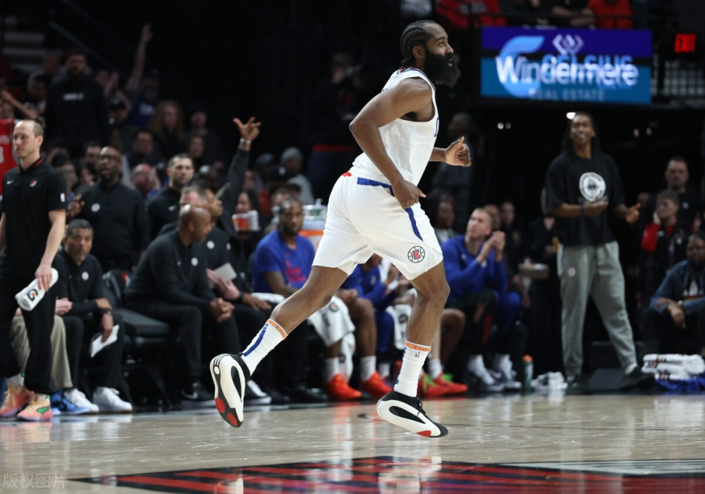 篮网送给灰熊两连败，哈登状态下滑