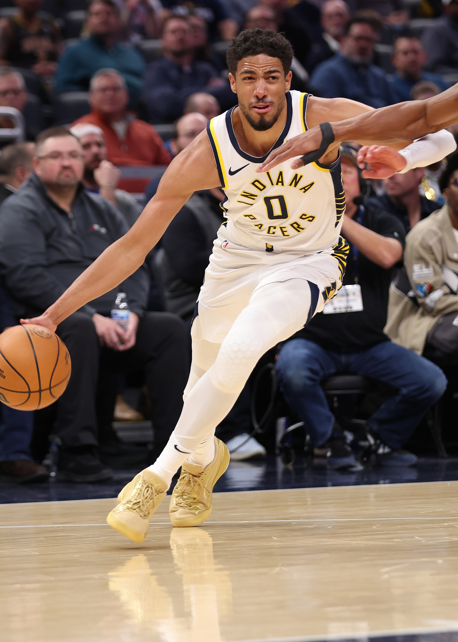 猛龙击败步行者,法索26分 猛龙击败步行者,法索26分